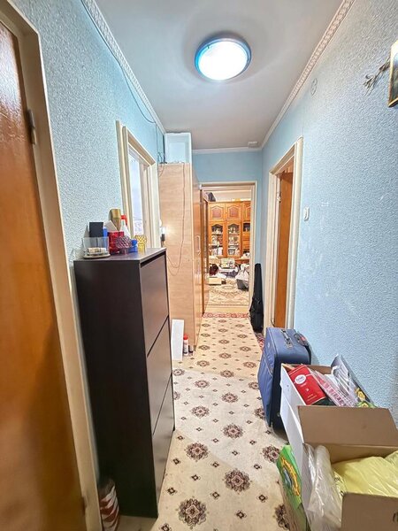 Titan, str. Jean Steriadi, apartament 2 camere de vanzare, decomandat